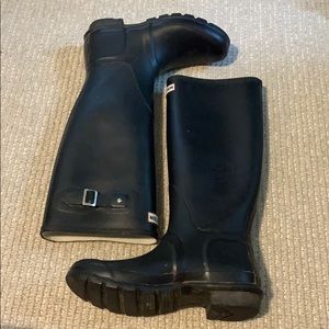 Hunter black rain boots